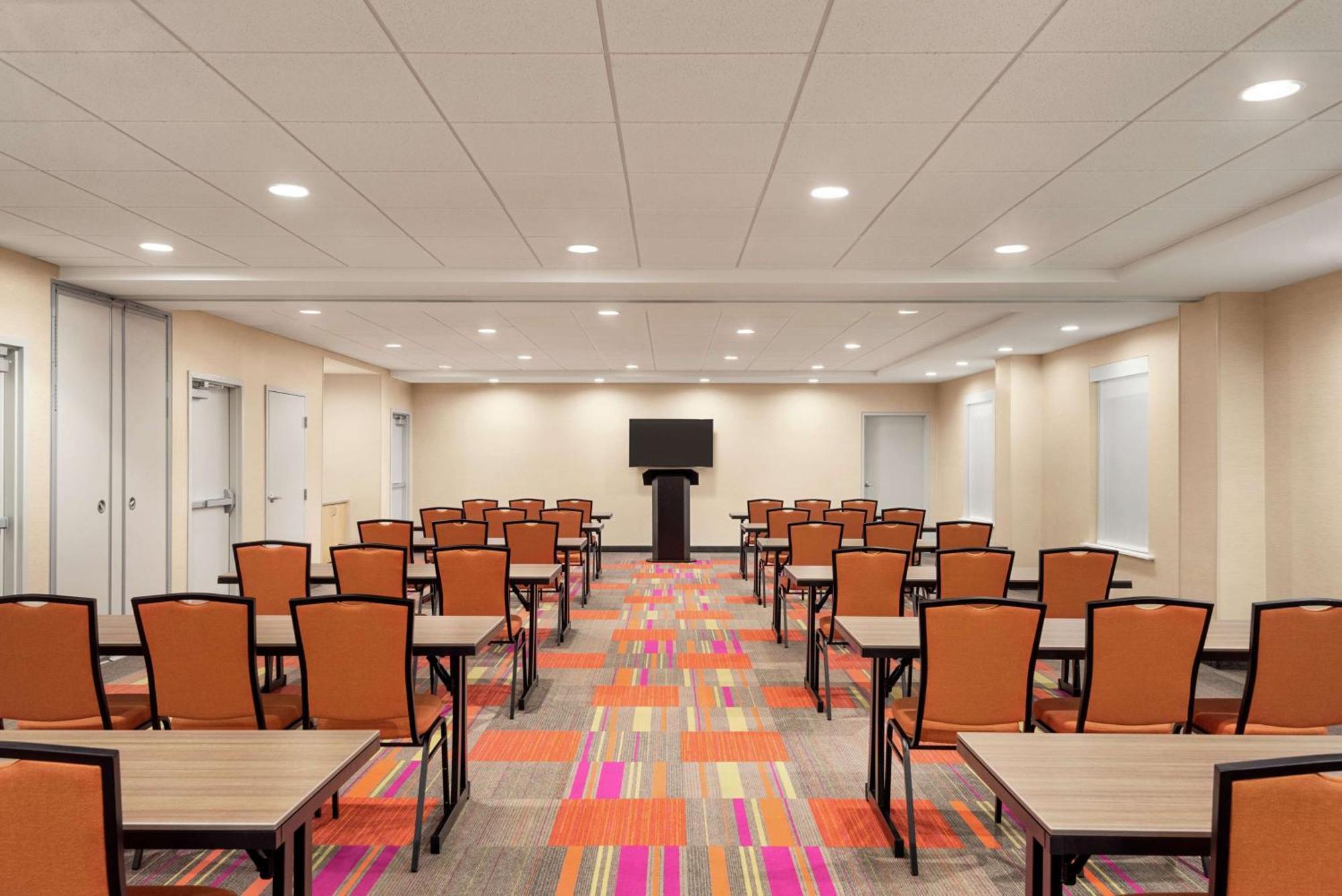 Home2 Suites By Hilton Woodbridge Potomac Mills Exterior foto